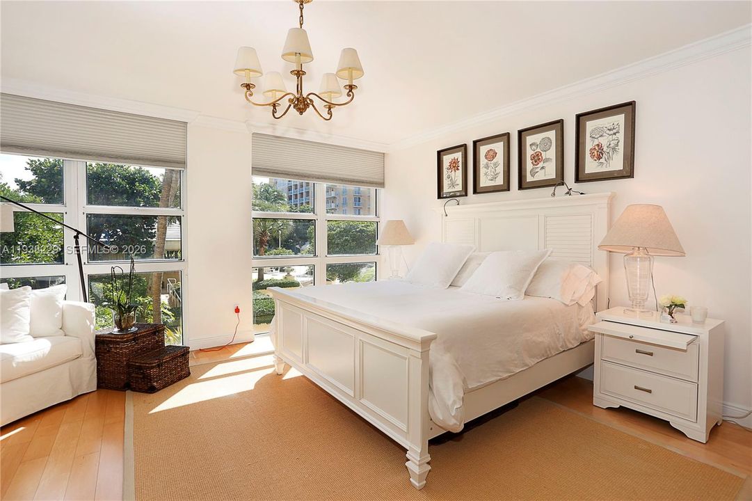 待售: $2,100,000 (2 贝兹, 2 浴室, 1760 平方英尺)