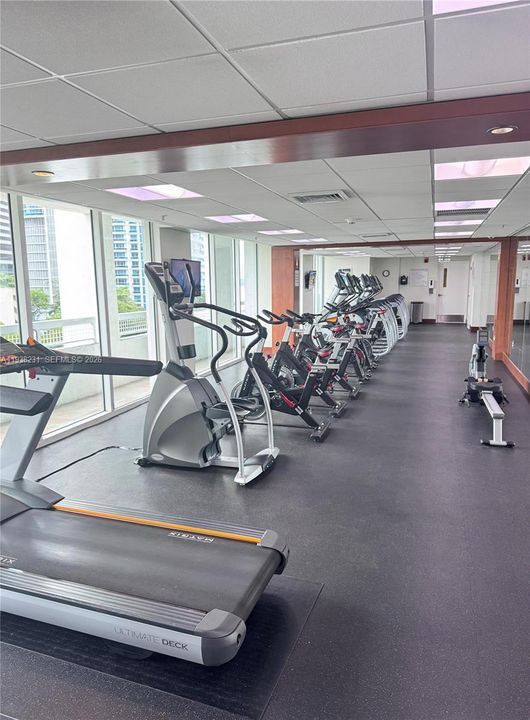 For Rent: $4,000 (2 beds, 2 baths, 1110 Square Feet)