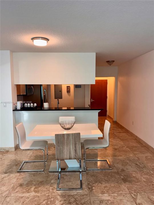 For Rent: $4,000 (2 beds, 2 baths, 1110 Square Feet)