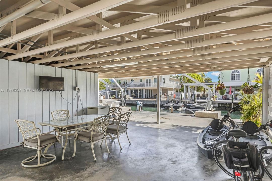 出租: $3,500 (2 贝兹, 2 浴室, 900 平方英尺)