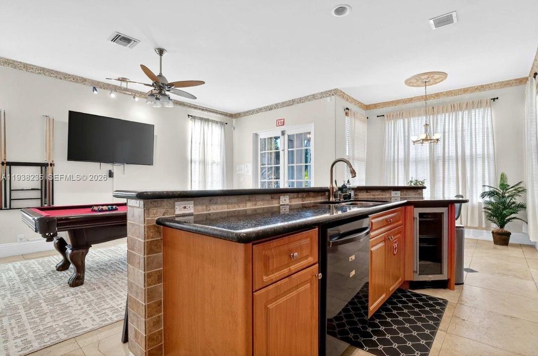 For Sale: $1,495,000 (4 beds, 4 baths, 3270 Square Feet)