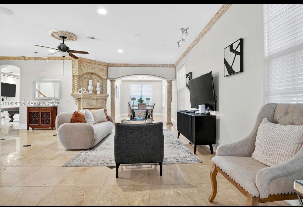 For Sale: $1,495,000 (4 beds, 4 baths, 3270 Square Feet)