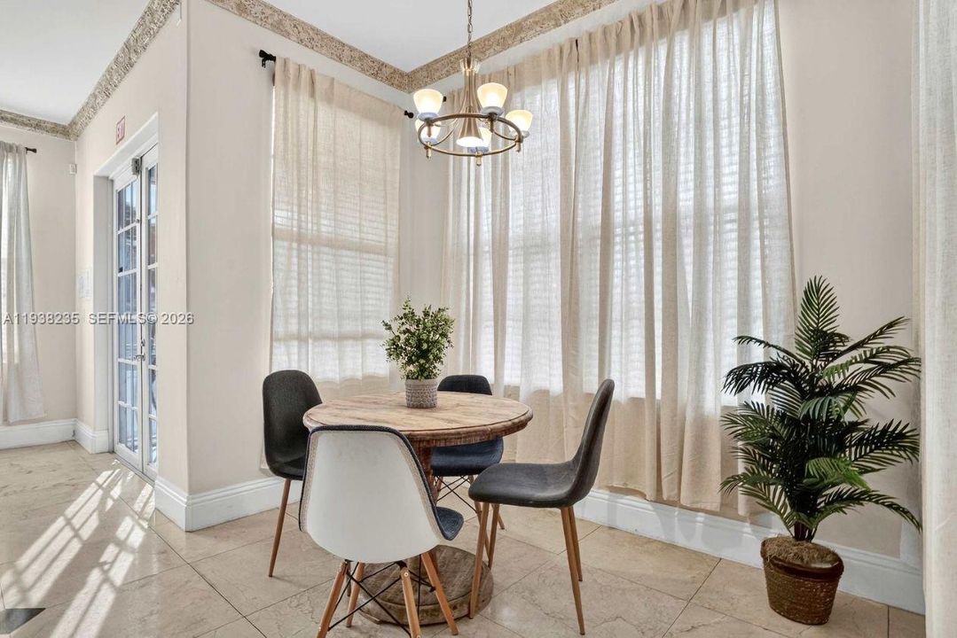 For Sale: $1,495,000 (4 beds, 4 baths, 3270 Square Feet)