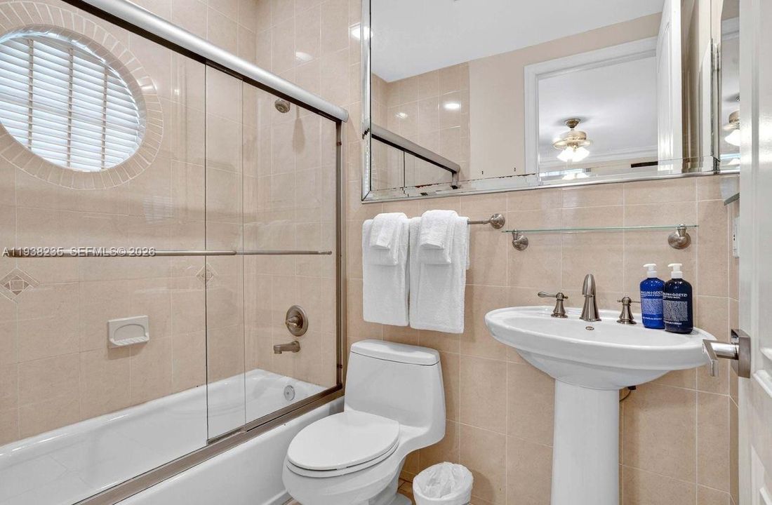 For Sale: $1,495,000 (4 beds, 4 baths, 3270 Square Feet)