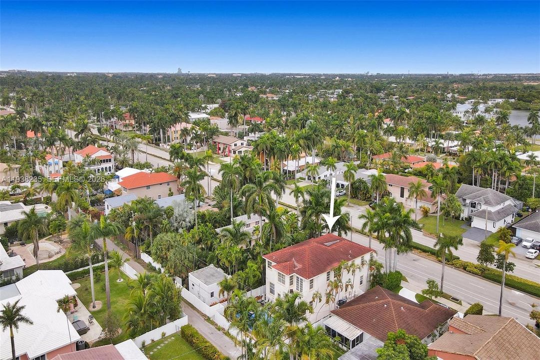 For Sale: $1,495,000 (4 beds, 4 baths, 3270 Square Feet)