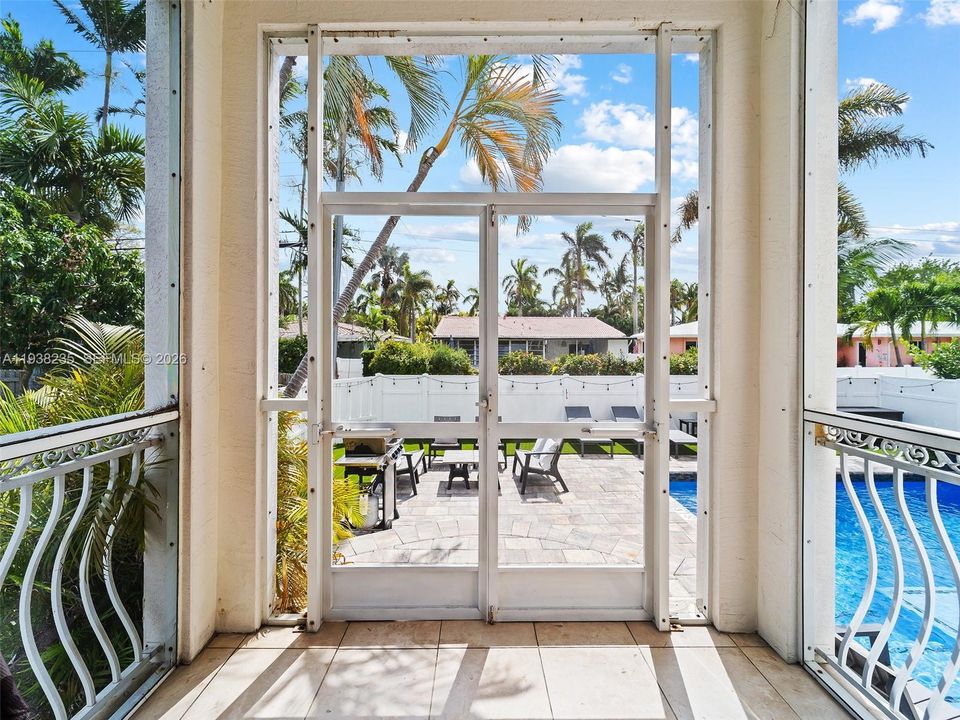 For Sale: $1,495,000 (4 beds, 4 baths, 3270 Square Feet)