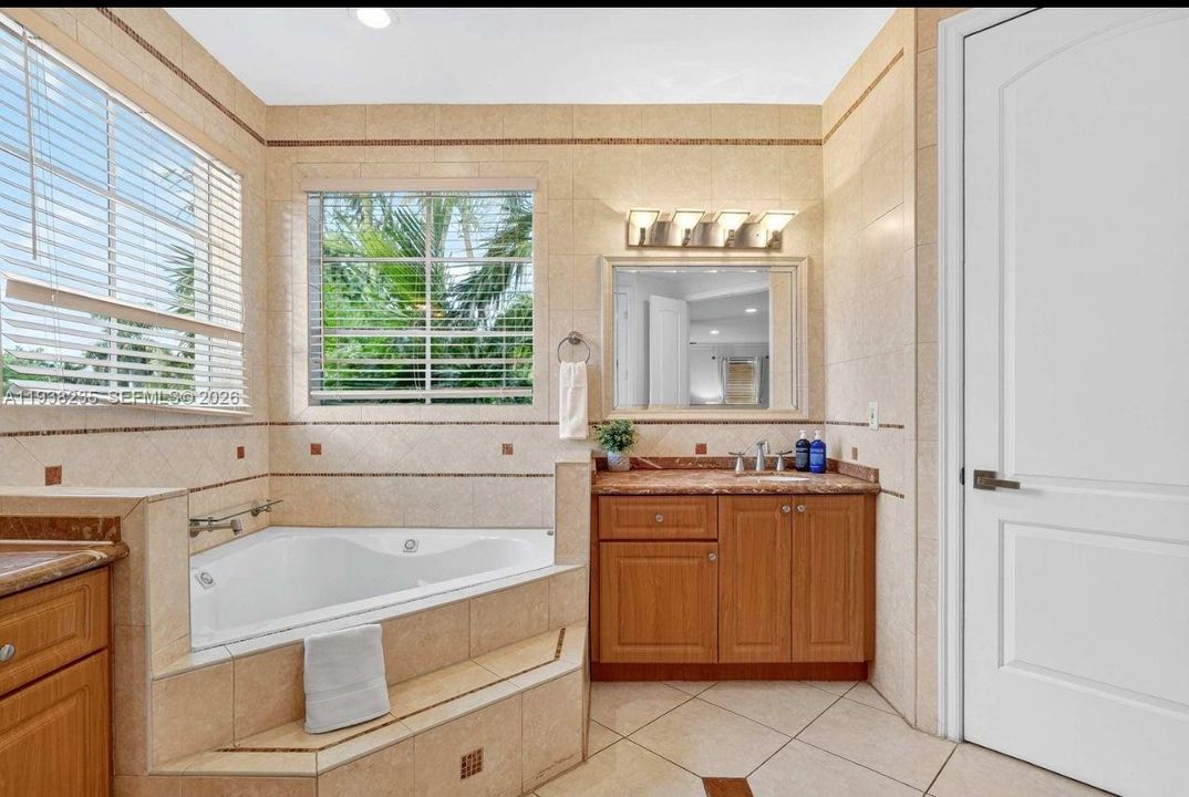 For Sale: $1,495,000 (4 beds, 4 baths, 3270 Square Feet)