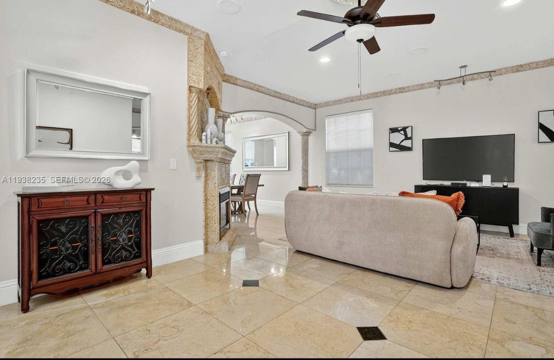 For Sale: $1,495,000 (4 beds, 4 baths, 3270 Square Feet)