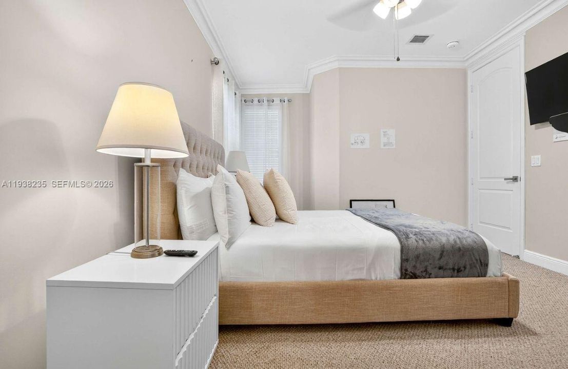 For Sale: $1,495,000 (4 beds, 4 baths, 3270 Square Feet)