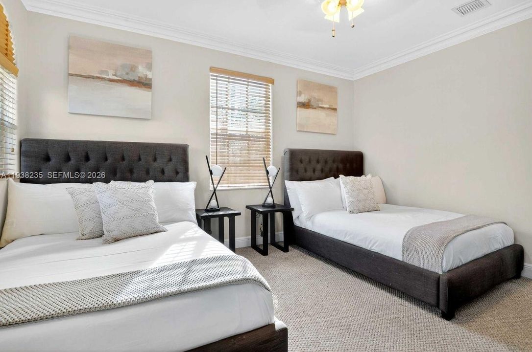 For Sale: $1,495,000 (4 beds, 4 baths, 3270 Square Feet)