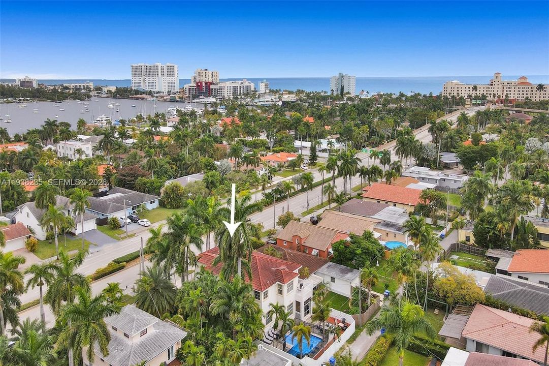 For Sale: $1,495,000 (4 beds, 4 baths, 3270 Square Feet)