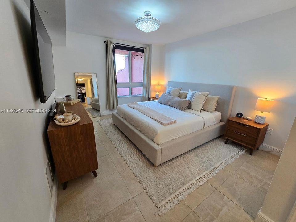 For Rent: $3,800 (2 beds, 2 baths, 1286 Square Feet)