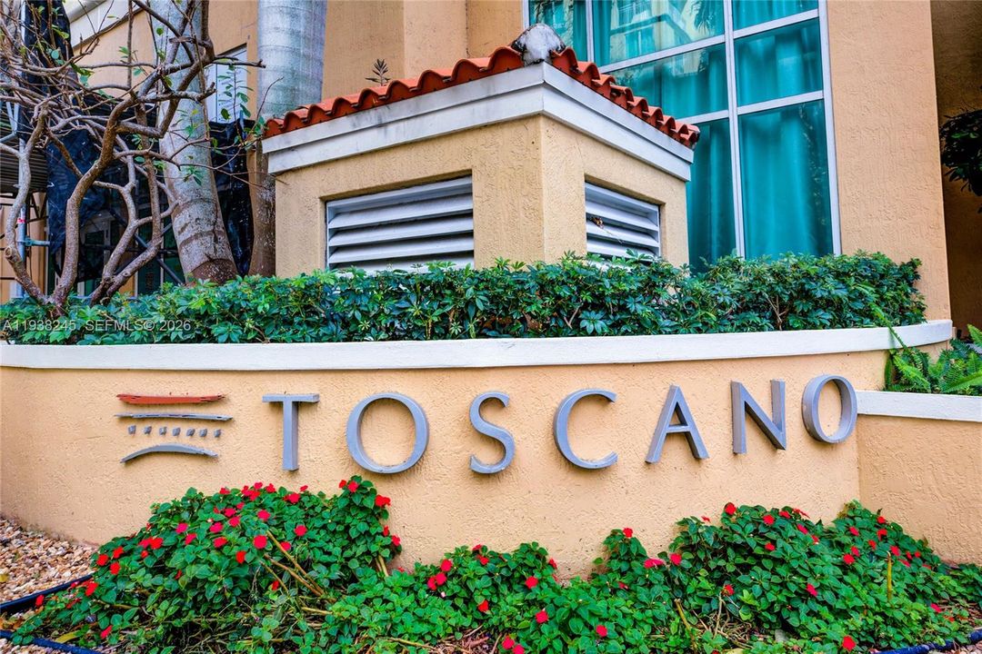 For Rent: $3,800 (2 beds, 2 baths, 1286 Square Feet)