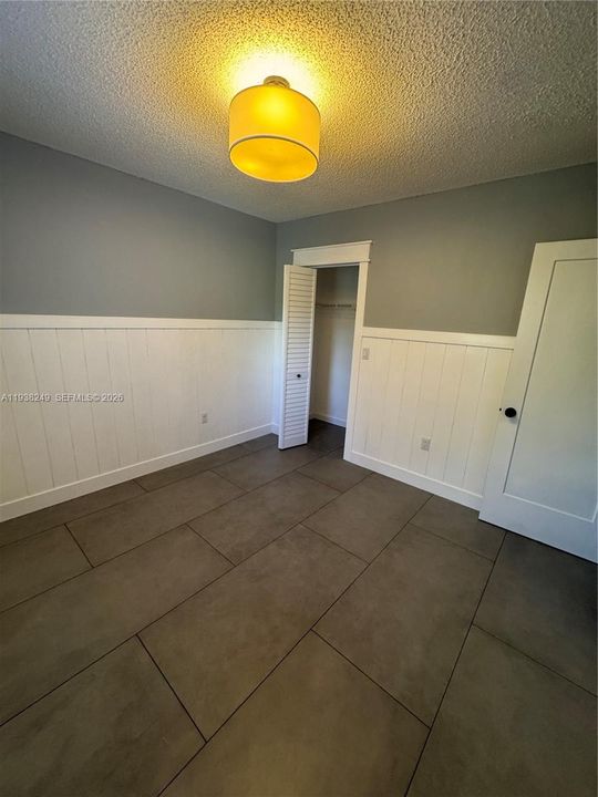 出租: $4,200 (3 贝兹, 2 浴室, 1730 平方英尺)