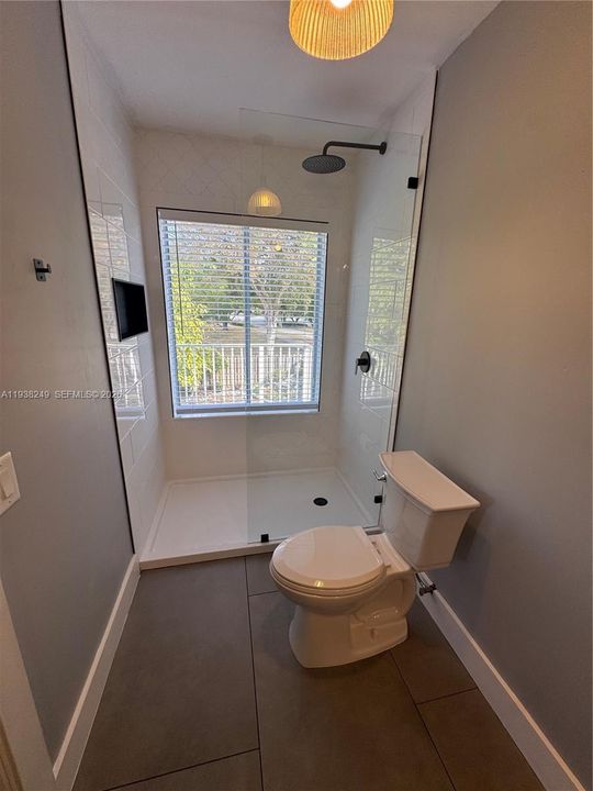 出租: $4,200 (3 贝兹, 2 浴室, 1730 平方英尺)