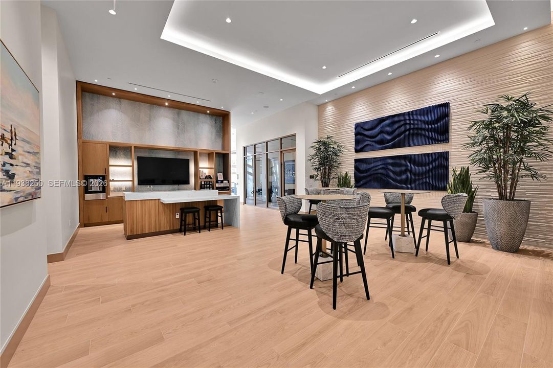 En Venta: $4,999,000 (4 camas, 4 baños, 3112 Pies cuadrados)