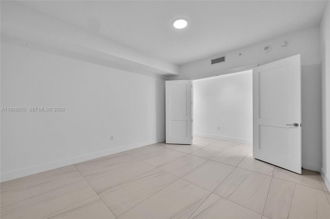 En Venta: $4,999,000 (4 camas, 4 baños, 3112 Pies cuadrados)