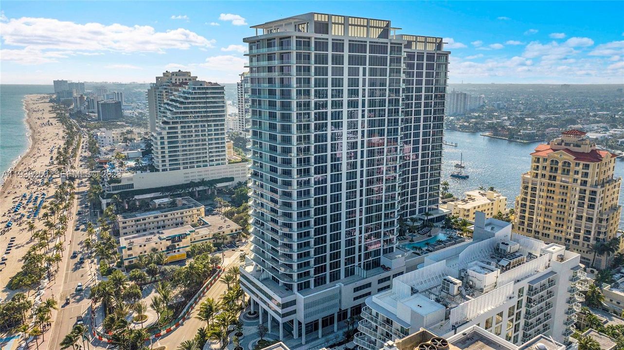 En Venta: $4,999,000 (4 camas, 4 baños, 3112 Pies cuadrados)