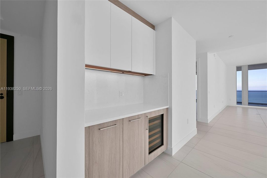 En Venta: $4,999,000 (4 camas, 4 baños, 3112 Pies cuadrados)