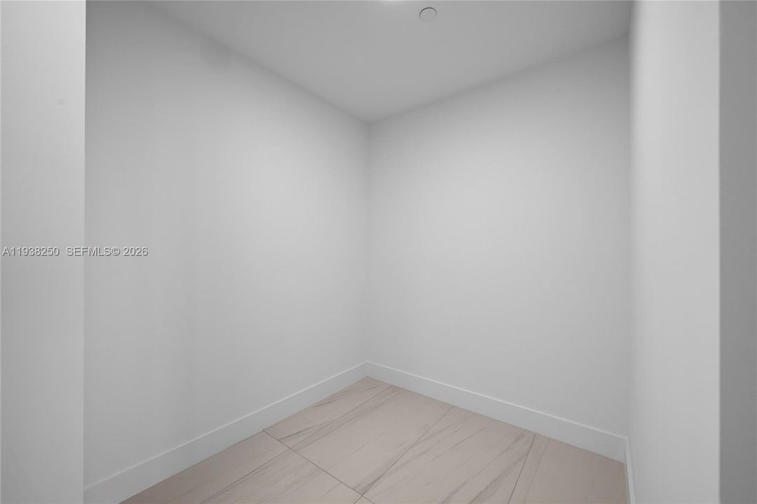 En Venta: $4,999,000 (4 camas, 4 baños, 3112 Pies cuadrados)