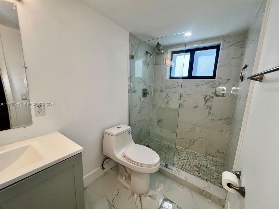 En Renta: $4,000 (3 camas, 2 baños, 1358 Pies cuadrados)