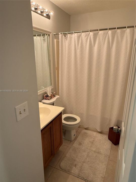 待售: $265,000 (2 贝兹, 2 浴室, 770 平方英尺)