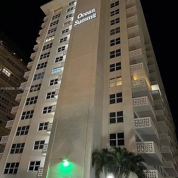 En Venta: $449,999 (1 camas, 1 baños, 870 Pies cuadrados)