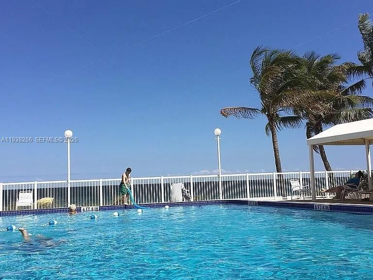 En Venta: $449,999 (1 camas, 1 baños, 870 Pies cuadrados)