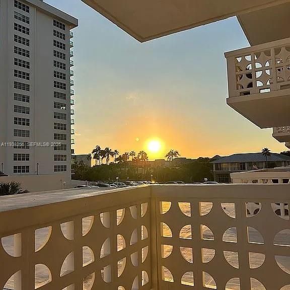 En Venta: $449,999 (1 camas, 1 baños, 870 Pies cuadrados)