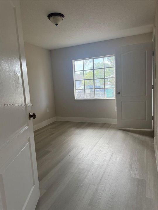 В аренду: $2,900 (4 спален, 2 ванн, 1395 Квадратных фут)