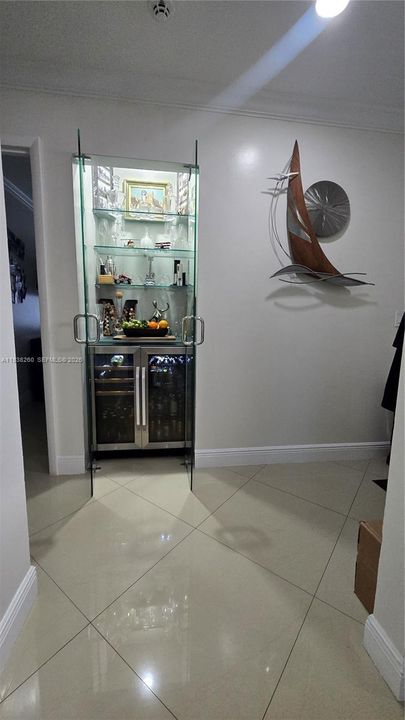 For Sale: $495,000 (3 beds, 2 baths, 1341 Square Feet)