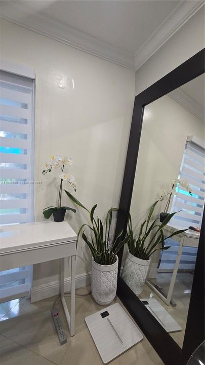 For Sale: $495,000 (3 beds, 2 baths, 1341 Square Feet)