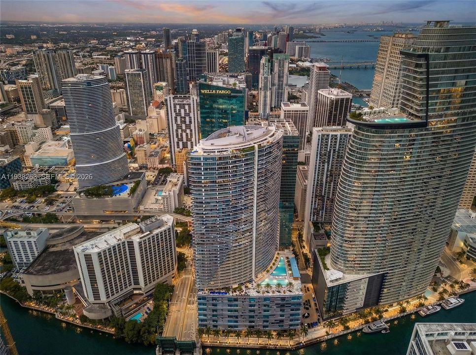 En Venta: $590,000 (1 camas, 1 baños, 799 Pies cuadrados)