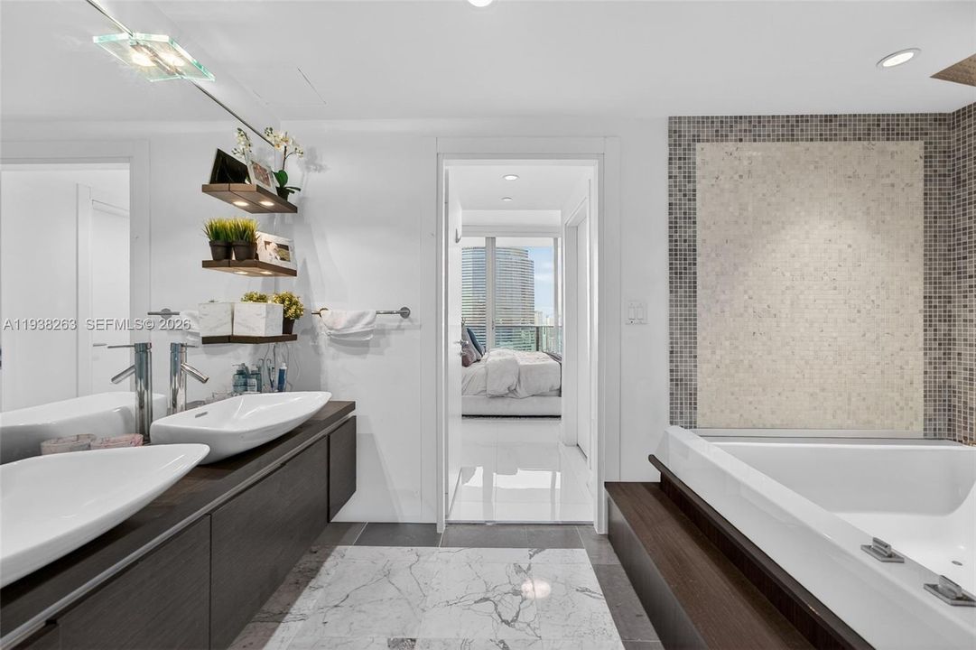 En Venta: $590,000 (1 camas, 1 baños, 799 Pies cuadrados)