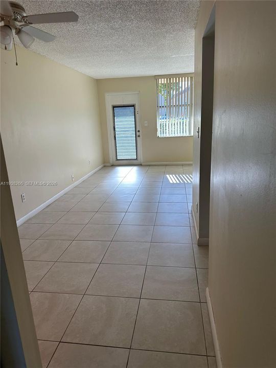 For Sale: $70,000 (1 beds, 1 baths, 590 Square Feet)