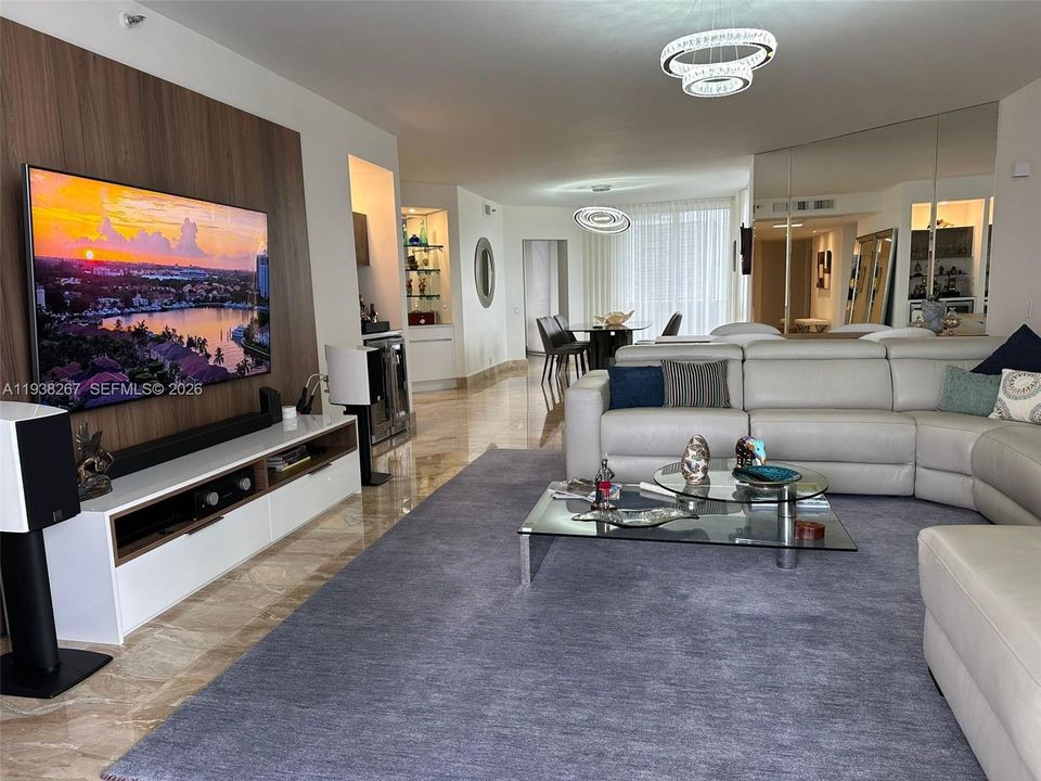 For Rent: $6,000 (2 beds, 2 baths, 2240 Square Feet)