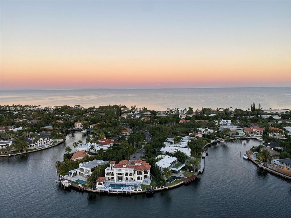 For Rent: $6,000 (2 beds, 2 baths, 2240 Square Feet)