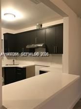 For Rent: $3,700 (3 beds, 2 baths, 945 Square Feet)