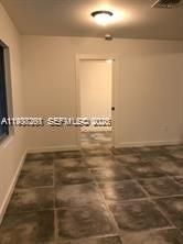 For Rent: $3,700 (3 beds, 2 baths, 945 Square Feet)