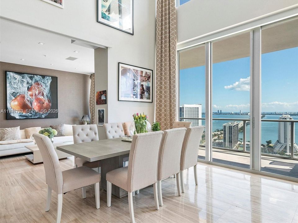 待售: $2,825,000 (3 贝兹, 4 浴室, 2928 平方英尺)