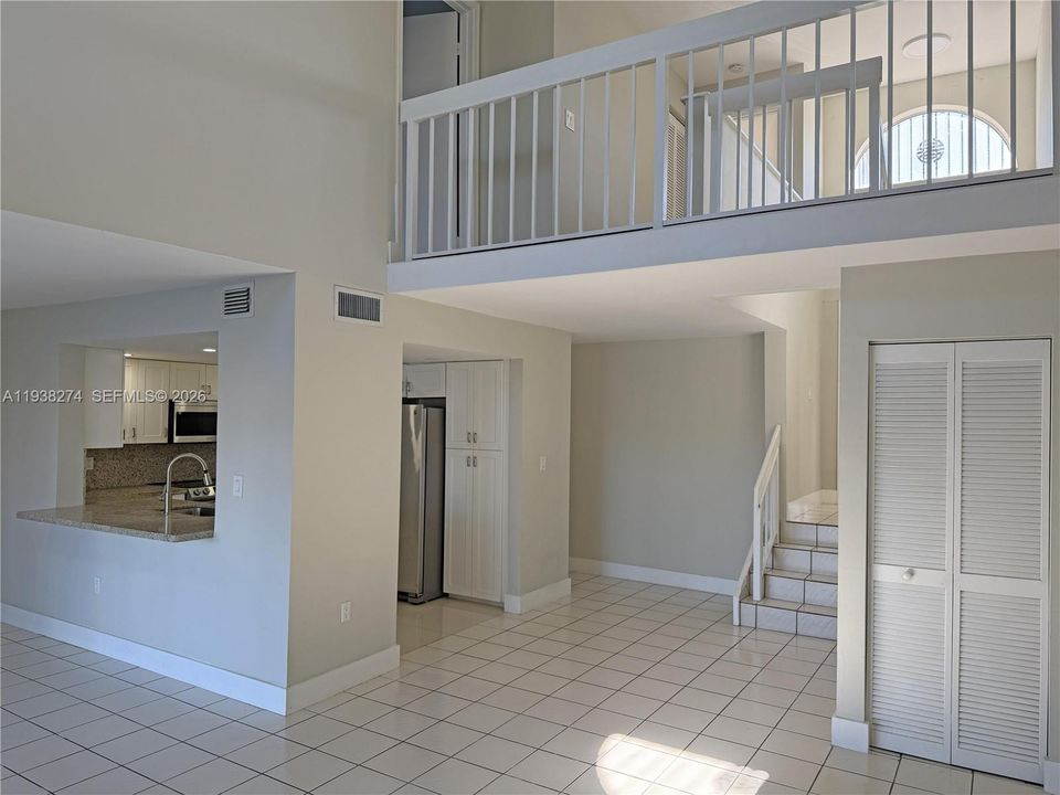 For Rent: $3,200 (3 beds, 3 baths, 1640 Square Feet)