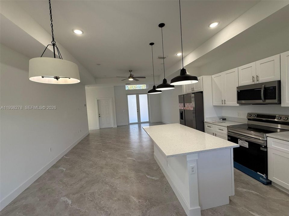 待售: $298,900 (3 贝兹, 2 浴室, 0 平方英尺)