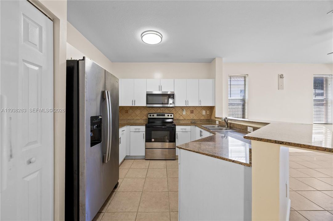 For Sale: $584,000 (4 beds, 3 baths, 1765 Square Feet)