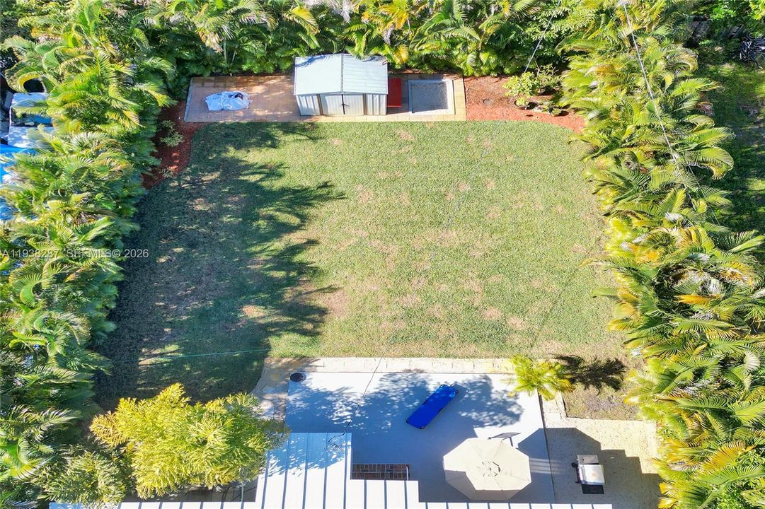 For Sale: $450,000 (2 beds, 1 baths, 925 Square Feet)