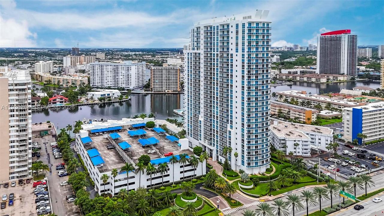 En Venta: $465,000 (1 camas, 1 baños, 875 Pies cuadrados)