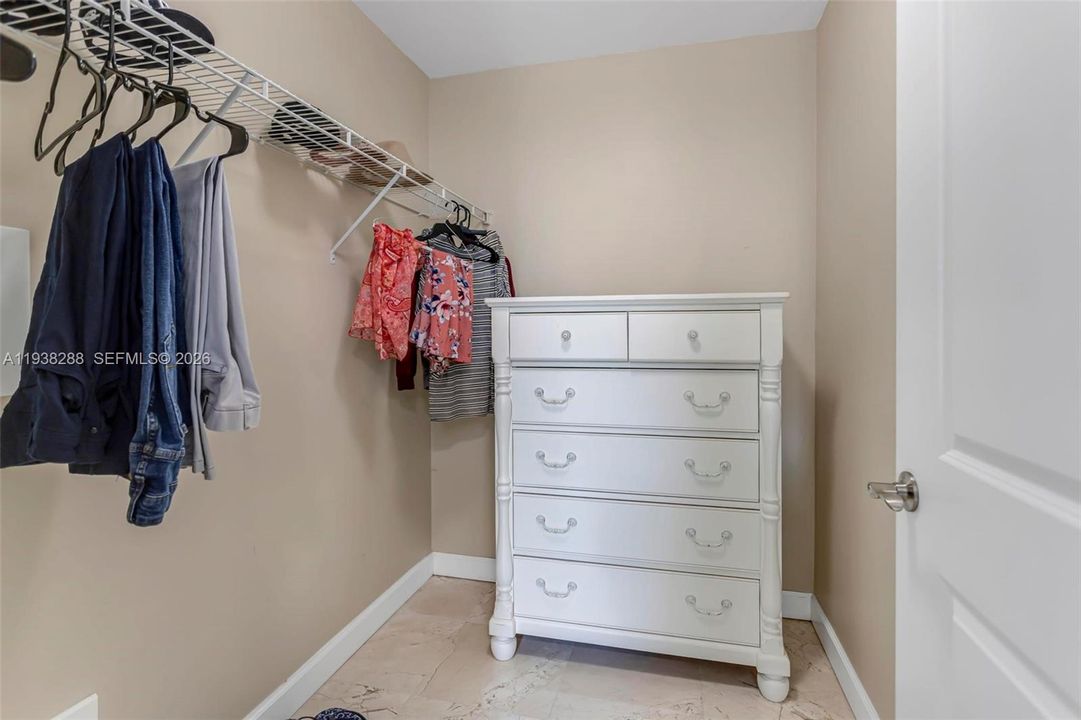 En Venta: $465,000 (1 camas, 1 baños, 875 Pies cuadrados)