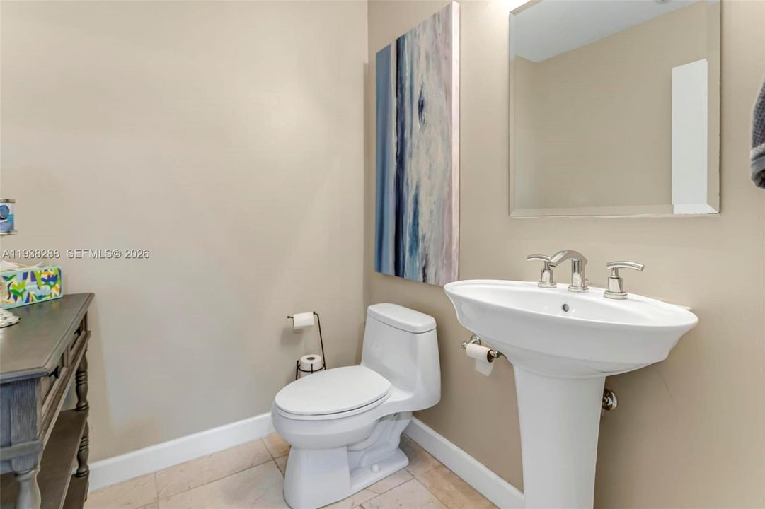 En Venta: $465,000 (1 camas, 1 baños, 875 Pies cuadrados)