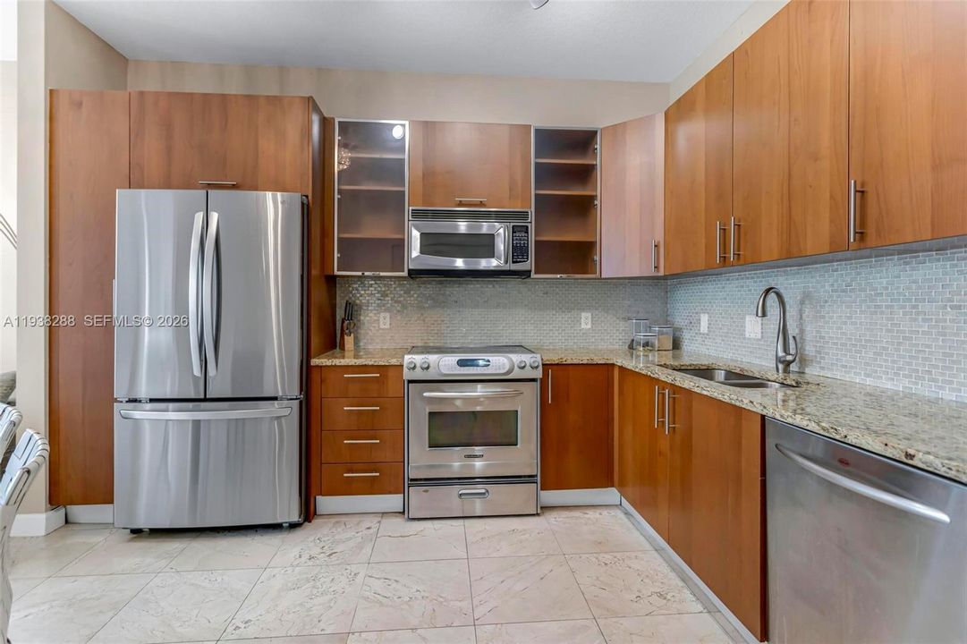 En Venta: $465,000 (1 camas, 1 baños, 875 Pies cuadrados)