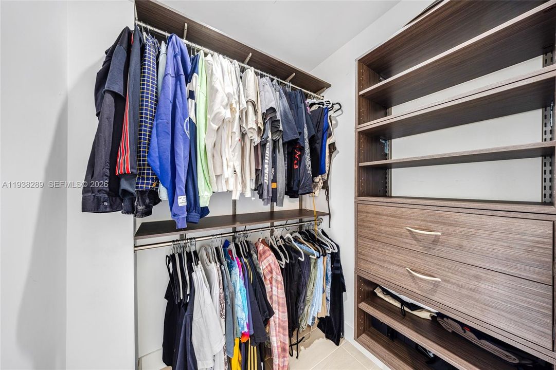 В аренду: $9,500 (3 спален, 3 ванн, 2548 Квадратных фут)