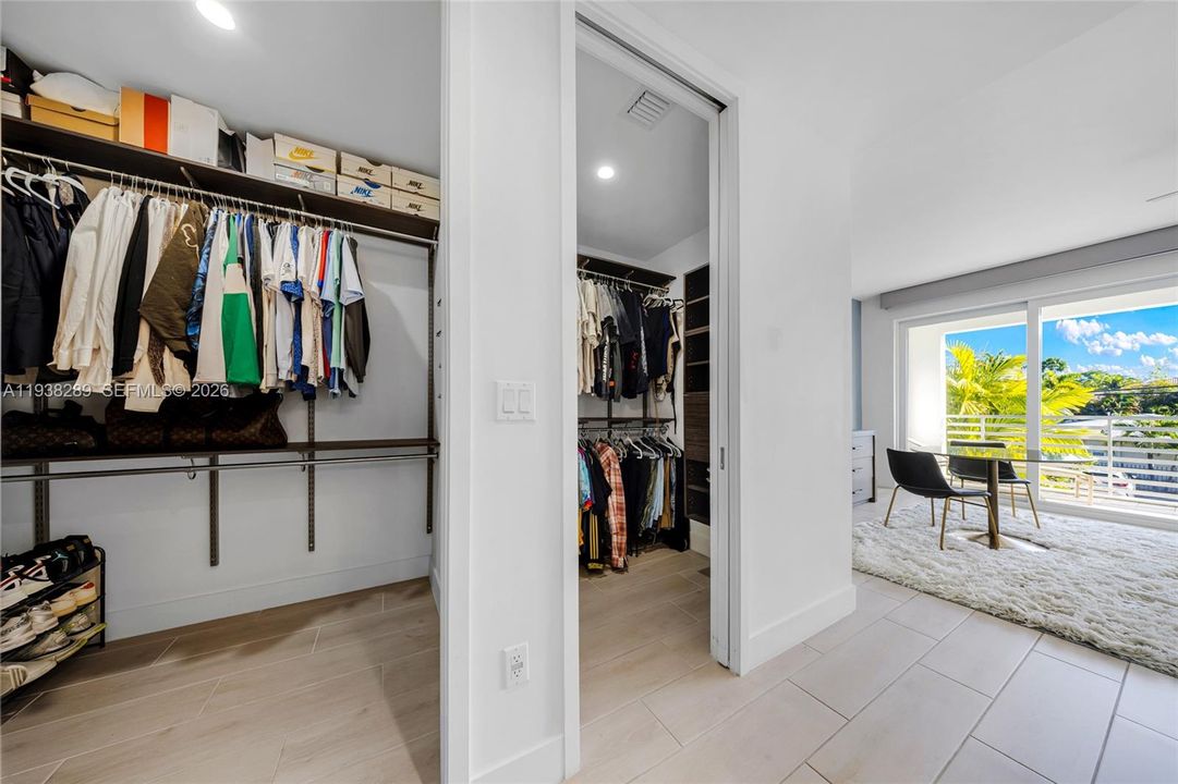 В аренду: $9,500 (3 спален, 3 ванн, 2548 Квадратных фут)